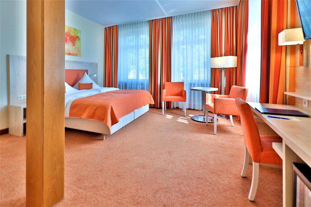 ซิตี้ พาร์ตเนอร์ โฮเทล ฮ็อลลันเดอร์ โฮฟ Hotel ไฮเดลเบิร์ก ภายนอก รูปภาพ