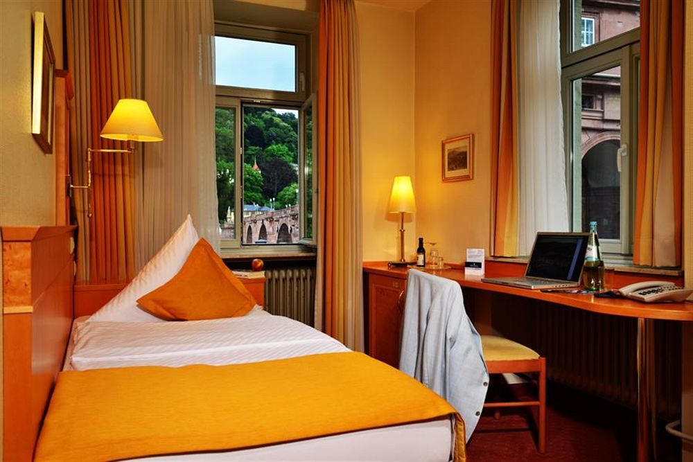 ซิตี้ พาร์ตเนอร์ โฮเทล ฮ็อลลันเดอร์ โฮฟ Hotel ไฮเดลเบิร์ก ภายนอก รูปภาพ