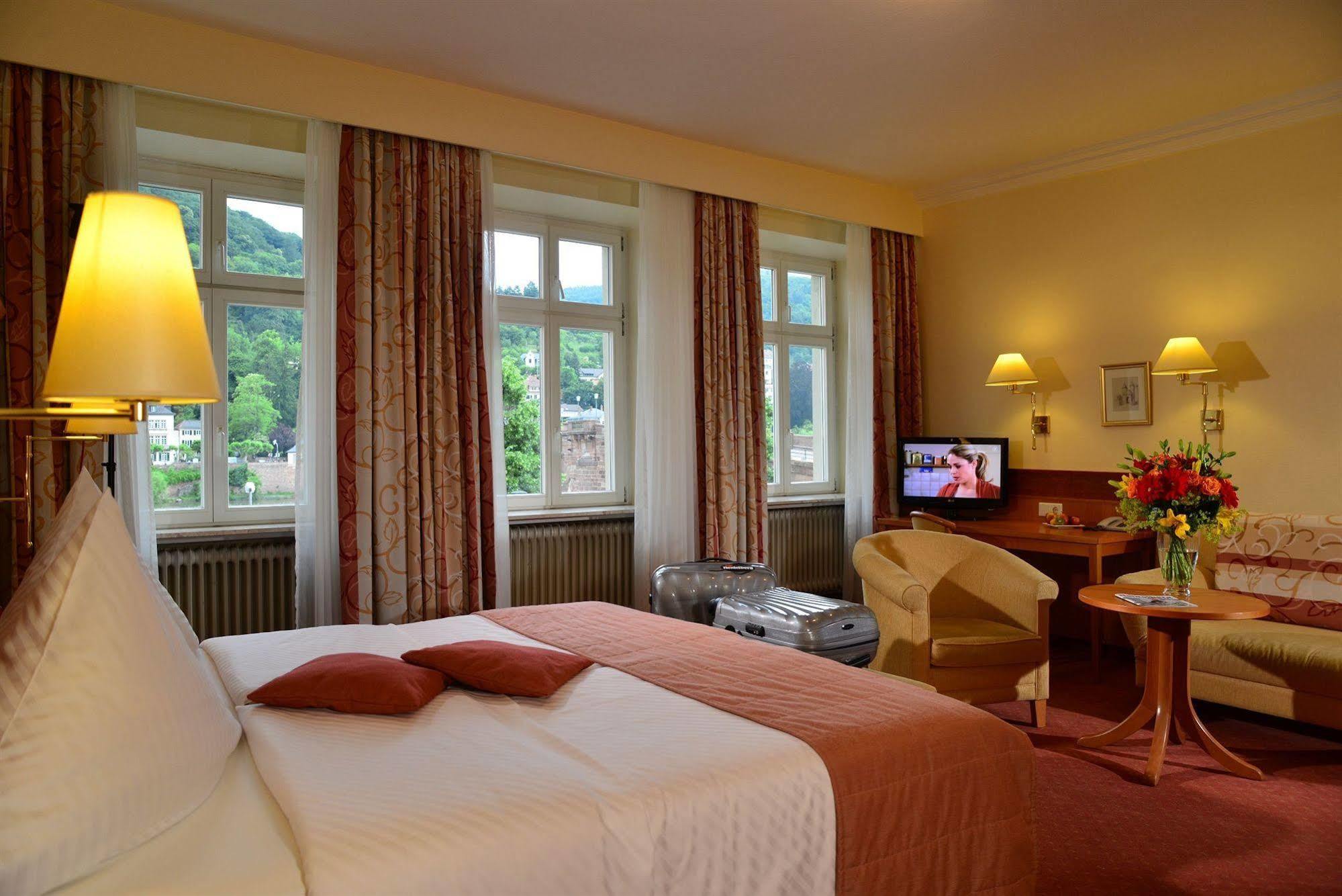 ซิตี้ พาร์ตเนอร์ โฮเทล ฮ็อลลันเดอร์ โฮฟ Hotel ไฮเดลเบิร์ก ภายนอก รูปภาพ